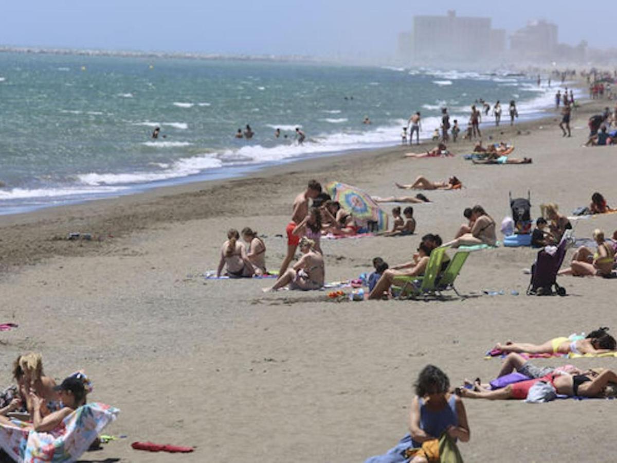 Apartamento En Calle Mendoza - Zona Huelin & 300 Mts De La Playa Apartment Malaga Exterior photo