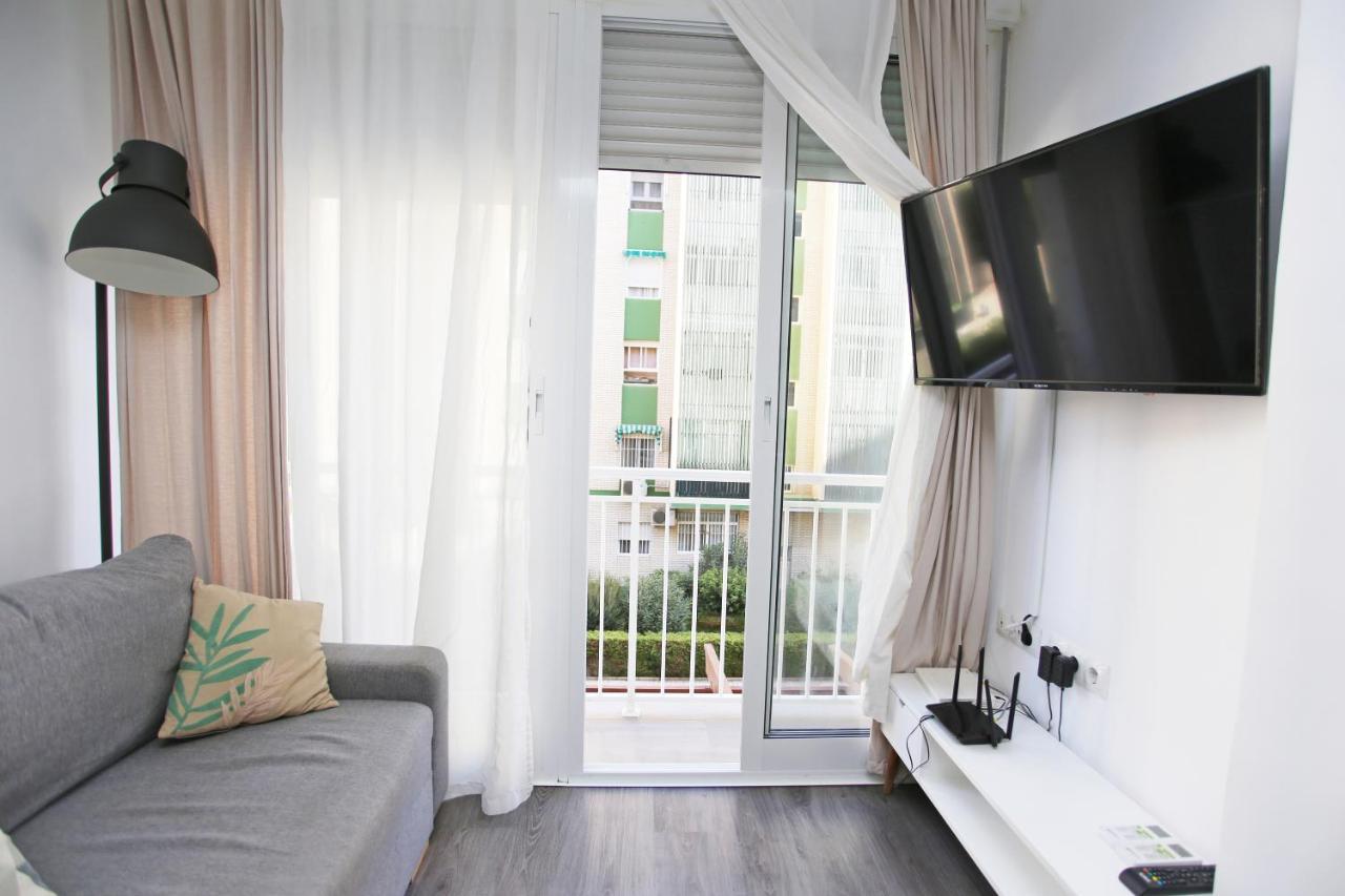 Apartamento En Calle Mendoza - Zona Huelin & 300 Mts De La Playa Apartment Malaga Exterior photo