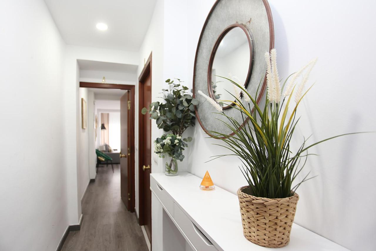 Apartamento En Calle Mendoza - Zona Huelin & 300 Mts De La Playa Apartment Malaga Exterior photo