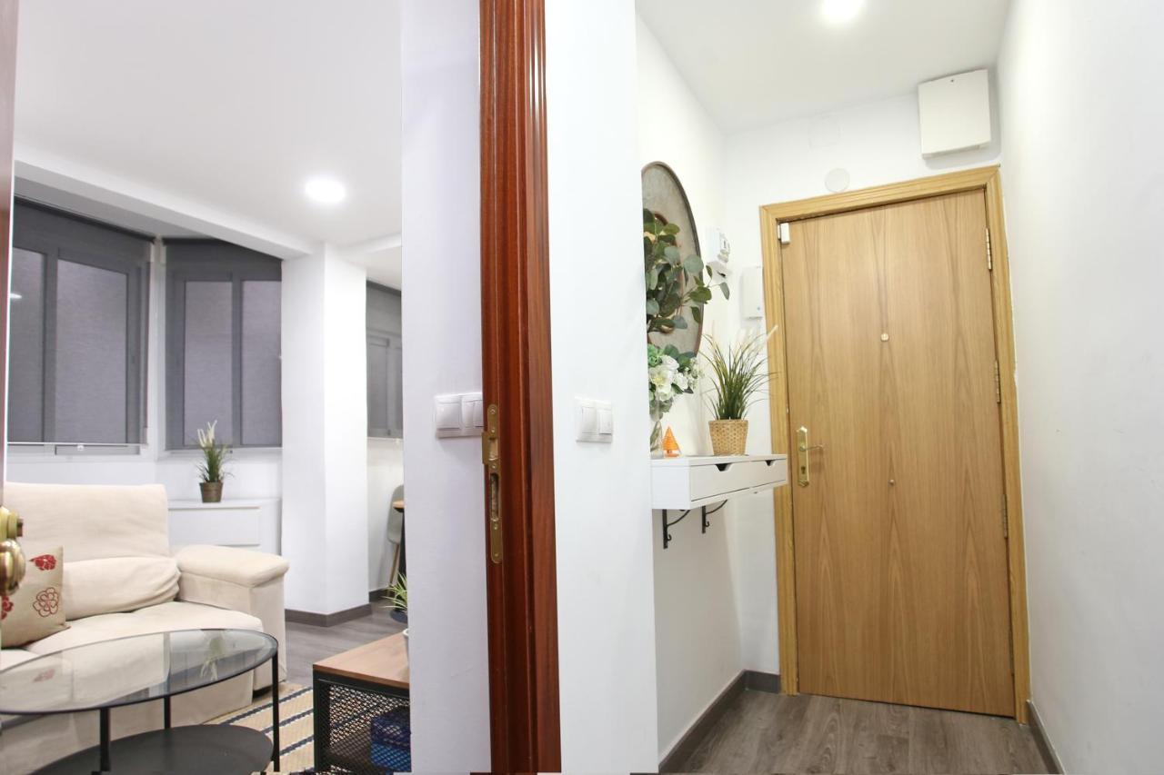 Apartamento En Calle Mendoza - Zona Huelin & 300 Mts De La Playa Apartment Malaga Exterior photo